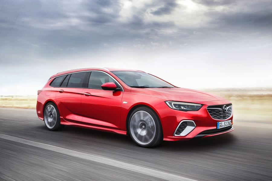  Opel Insignia GSi Sports Tourer 2017 года  (фото 4 из 40)